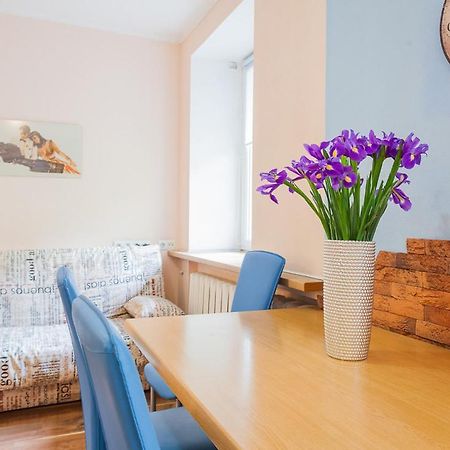Cozy Apartments Near Olympic Stadium 키예프 외부 사진