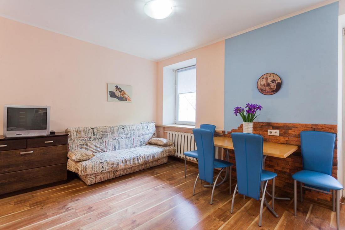 Cozy Apartments Near Olympic Stadium 키예프 외부 사진