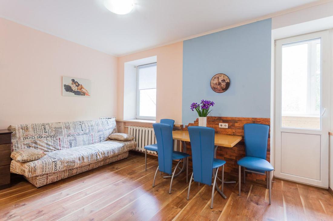 Cozy Apartments Near Olympic Stadium 키예프 외부 사진