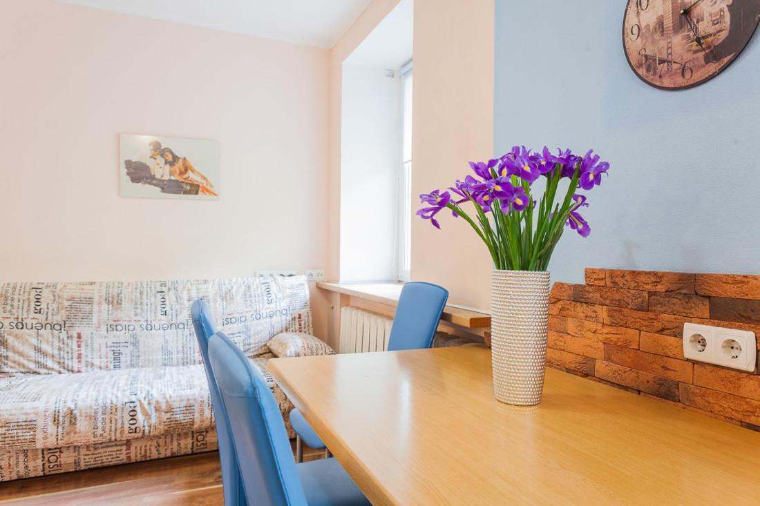 Cozy Apartments Near Olympic Stadium 키예프 외부 사진