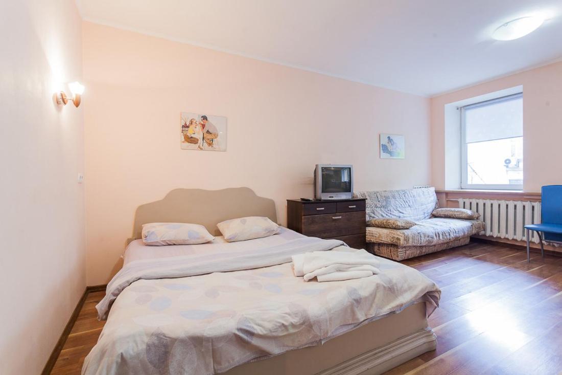Cozy Apartments Near Olympic Stadium 키예프 외부 사진